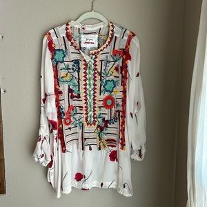 Johnny Was Biya women’s large 100% silk top